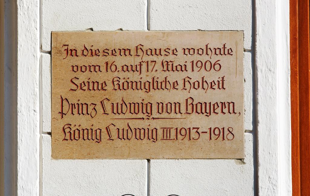 Gasthaus Schwan Riedenburg Buitenkant foto